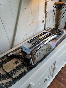 New Waring Commercial Chrome Toaster Model WCT704