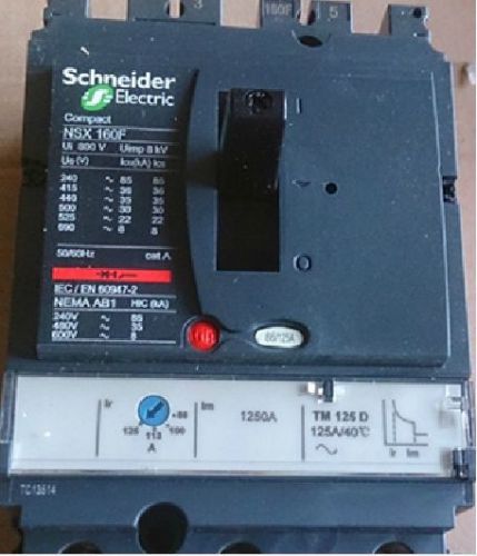 NEW Schneider breaker NSX160F TM125D 3P 3D
