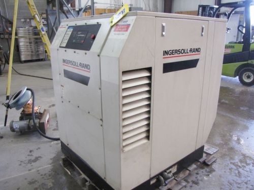Used 30 hp ingersoll-rand rotary screw air compressor - model ssr for sale