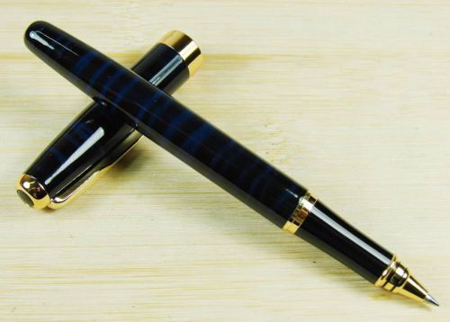 BAOER 388 Roller Ball Pen Arrow Clip Blue And Black Stripes B36