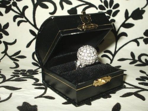 New Fancy Classic Treasure Chest Black Leather Engagement Wedding Ring Gift Box