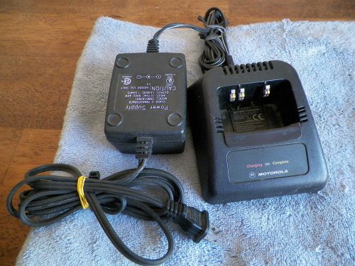 _ Motorola NTN1171A Charger Station With AC Power Adapter NTN 1171A