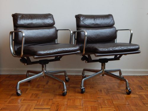 Herman Miller Management Chair Soft Leather Pair