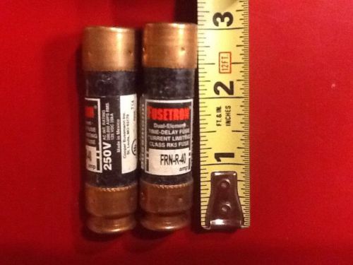 BUSSMANN  Fusetron FRN-R-40 40A 250v time delay fuse LOT OF TWO