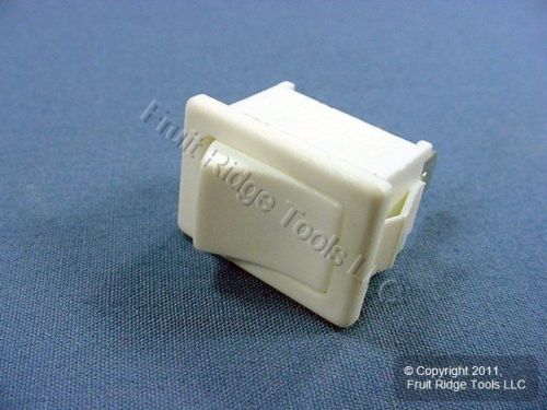 Leviton White Snap-In Mini Rocker Panel Switch ON/OFF 10A 125V SPDT Micro MR003