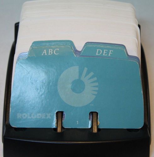 Rolodex R-460 Small Desktop Business Card Organizer/Cards &amp; A thru Z Dividers