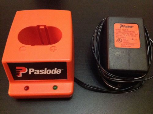 paslode Battery charger In Great Working Condition