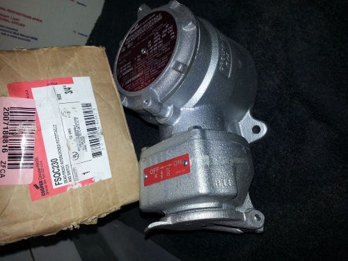 CROUSE HINDS FSQC230 Explosion Proof  Receptacle &amp; Switch  NIB