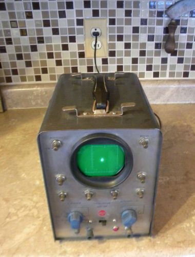Vintage RCA Vacuum Tube WO-33A Oscilloscope ~ Made in USA ~ Powers On ~ Untested