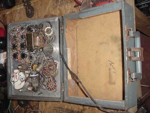 B-K Dynascan model 606 Dyna Jet Tube tester complete,but rough looking.as is