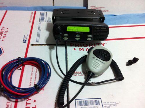 Police fire motorola cdm1250 uhf 450 - 520 mhz scan 64c fm mobile radio ems taxi for sale