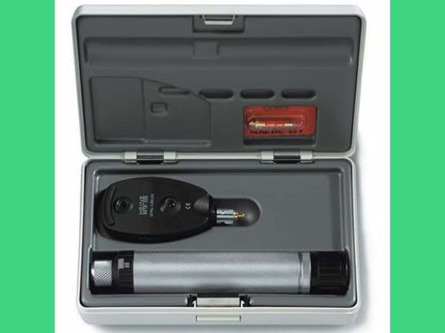 Heine beta 200 2.5v ophthalmoscope with battery handle complete for sale