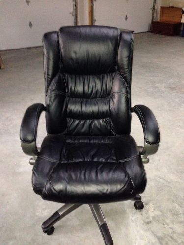 leather executive desk chair