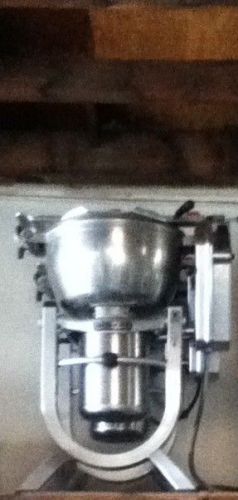Hobart hcm-450 mixer for sale
