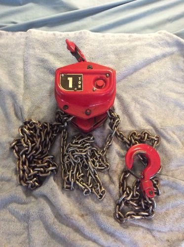 Ratcliff 1 TON 2000 Lb Manual Red Chain Hoist, Great Condition, Made In USA