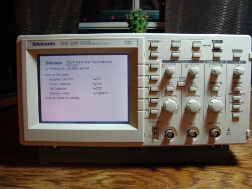 Tektronix TDS210 60 mHz Digital Oscilloscope