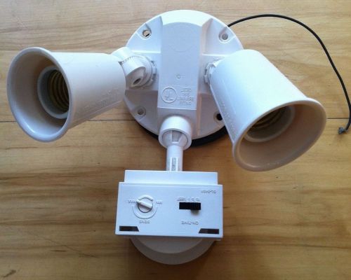 Motion Detector Double Bulb Light FloodLight Security
