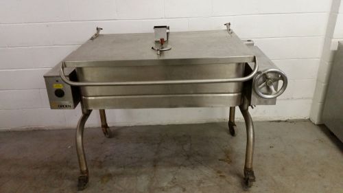 Groen FPC/1-4 Tilt Skillet Self Contained Braising Pan 30 Gallon 208 TESTED