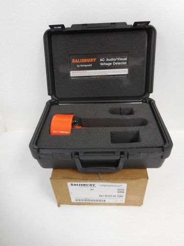 Salisbury 4356 Kit with 4244 Voltage Detector 240V - 230 kV New