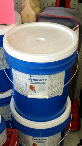 DynaForce Concentrated Carpet Cleaning Detergent sapphire scientific 40lb pail