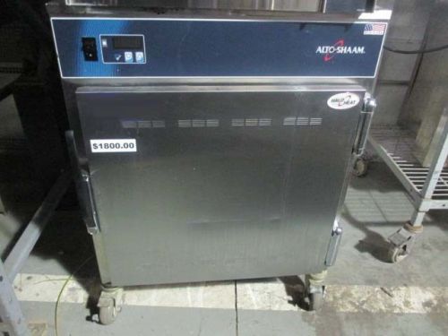 750-S Alto Shaam 25&#034; Half Size Undercounter Low Temperature Hot Holding Cabinet
