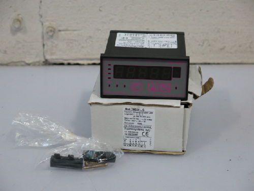 THERMOSYSTEMS DM500 LS PANEL METER CONTROLLER