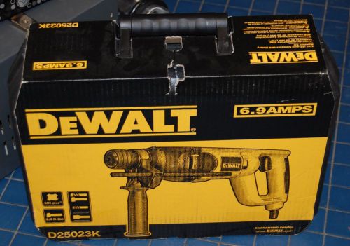 DEWALT D25023K 7/8-Inch Compact SDS Rotary Hammer Kit