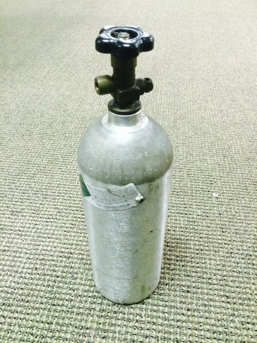 Co2 5 lb cylinder, 1800 psi dot hydro test date 2011 cga 320 for sale