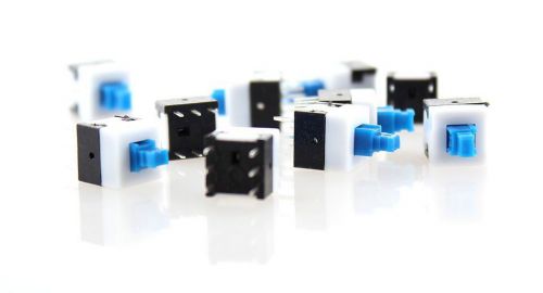 6-pin push-button on/off switches (10-pack) for sale