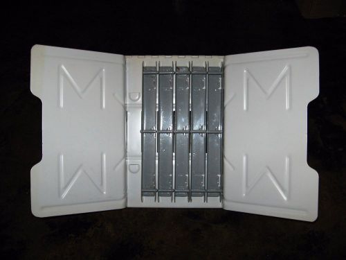 Master Products Catalog Rack 906G Heavy Metal Hinged 18&#034; Wide with 1&#034; Clips