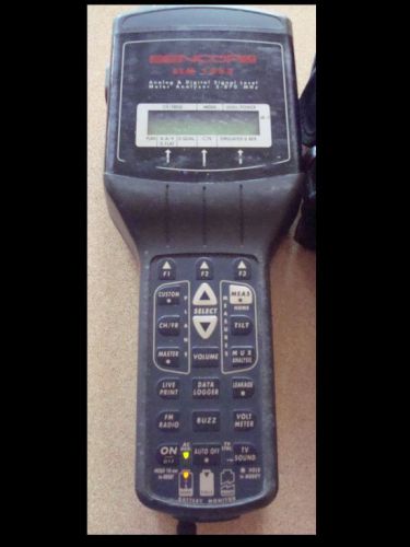 Sencore SLM 1453 5-870MHz Handheld RF Level Leakage Signal Meter Analyzer w/Case