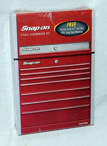 Snap-On 2 Piece Screwdriver Set with Tool Box Tape Measure SDDX20TMX Sealed