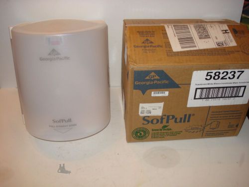 Georgia-Pacific SofPull 58237  Paper Towel Dispenser - NEW IN BOX