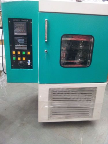 Lab Equipment with computer attachment Humidity Cabinet Ajanta AEI-5