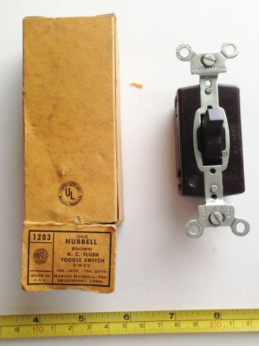 VINTAGE HUBBEL BROWN AC FLUSH TOGGLE SWITCH MODEL # 1203 IN ORIGINAL BOX