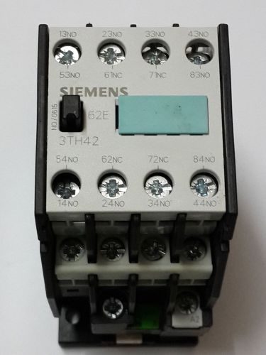 Siemens contactor control relay 3TH4262-0AG2 *NIB*