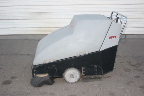 American-lincoln 91ws walkbehind sweeper gas powered 12 volt start for sale