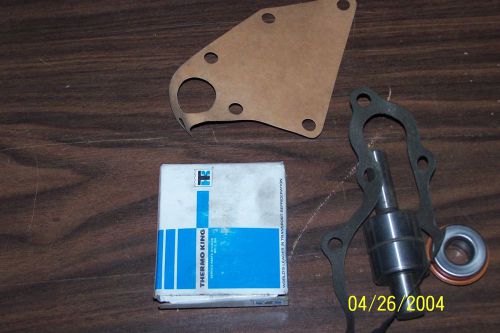 NEW THERMO KING WATER PUMP KIT PART#  10-260