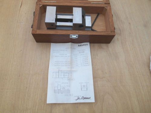 MITUTOYO 986-106 PRECISION GRINDING VISE , 2 3/4&#034; JAWS , WITH WOOD CASE