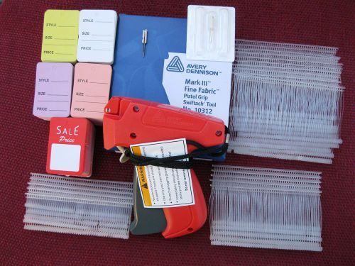 Avery dennison fine price tag gun +1000 barb + 500 mix price tag +1 ext. needle for sale
