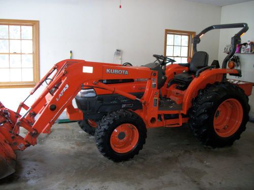 Kubota grand l3130 tractor loader with attachments 700 hours for sale