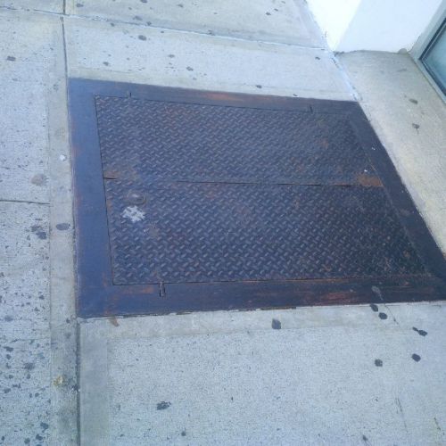 BASEMENT BULKHEAD sidewalk trap door steel heavy gauge - $450