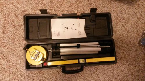 Professional Laser Level w/tripod &amp; carrying case