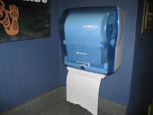 Georgia Pacific Enmotion Automated Touchless Paper Towel Dispenser
