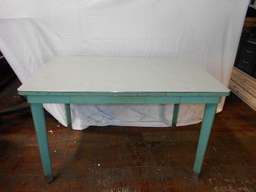Generalaire Green Retro Desk Vintage Industrial Rare Heavy Duty Used