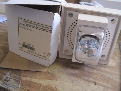 Siemens S-LP70-MCS-W White Speaker w/ Strobe Fire Safety Device NIB JS