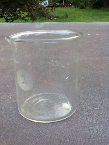 Pyrex Laboratory Glass Beaker 100 ml   Made in USA