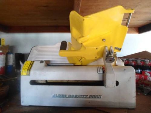 Vintage Globe Heavy Duty Gravity Feed Meat/Cheese Slicer. In Working Order.