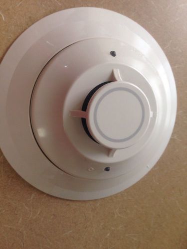 Silent Knight SK-HEAT Smoke Detector With Base Used