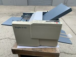 Duplo DF-920 Automatic Tabletop High-Speed Paper Folder 280-SPM 500-Sheet Max